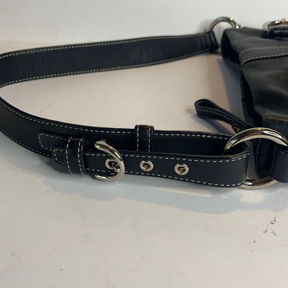 Coach Soho black leather slim duffle shoulder bag - Picture 8 of 12